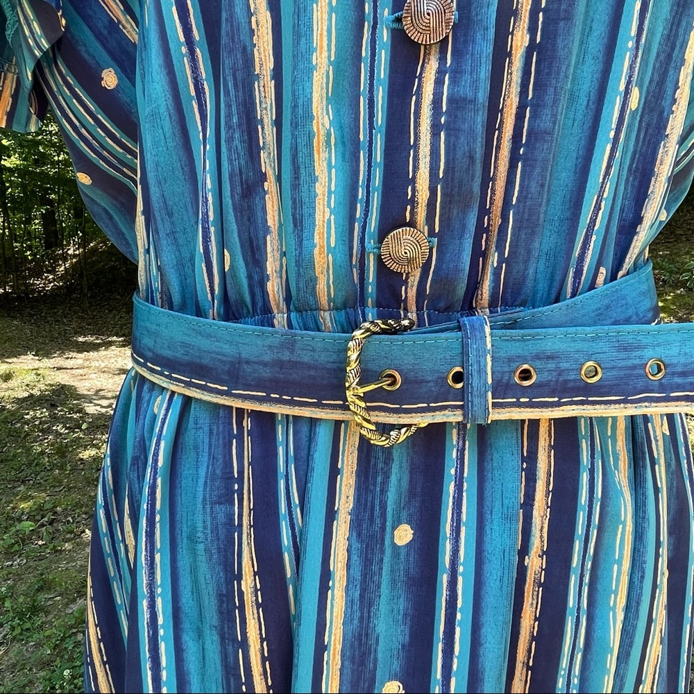 Leslie Fay Vintage 1980s Short-sleeve Belted Blue Striped Secretary Dress 14 - Picture 5 of 8